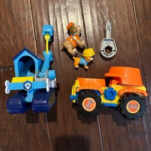 Pupstruction Toys Phinny and Tank Crane and Dump Truck Set